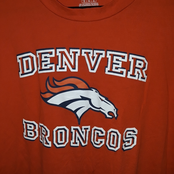 NFL Denver Broncos Men's Shirt - Picture 6 of 8